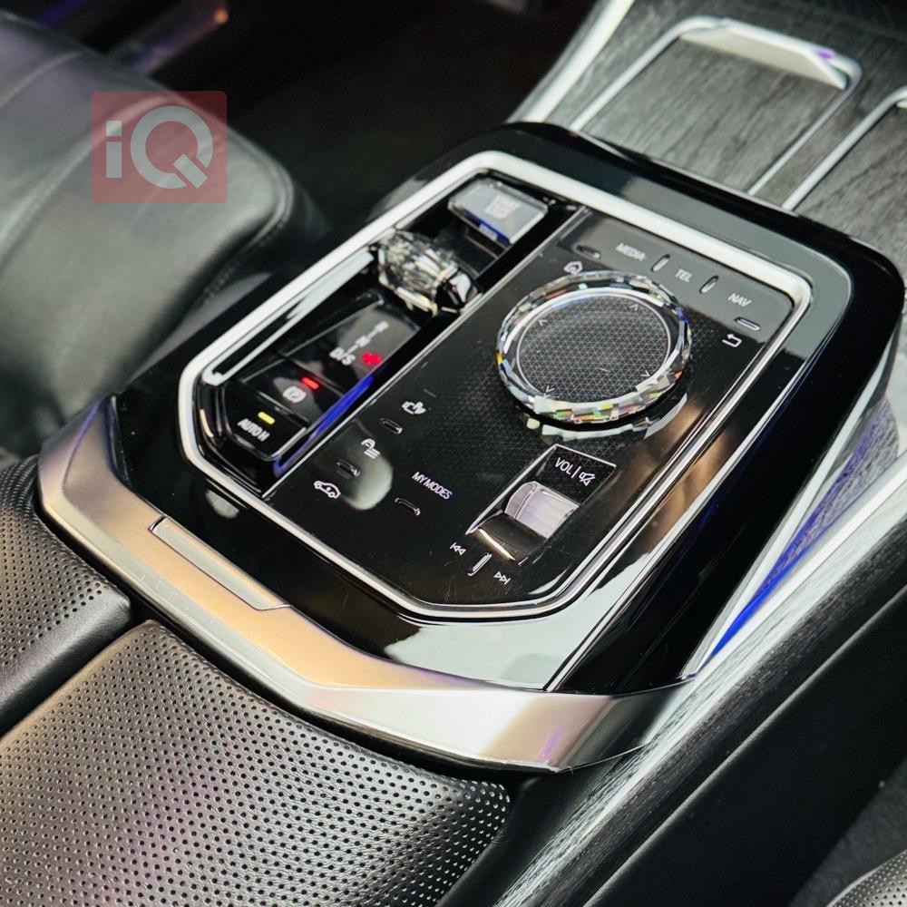 بي ام دبليو الفئة 7